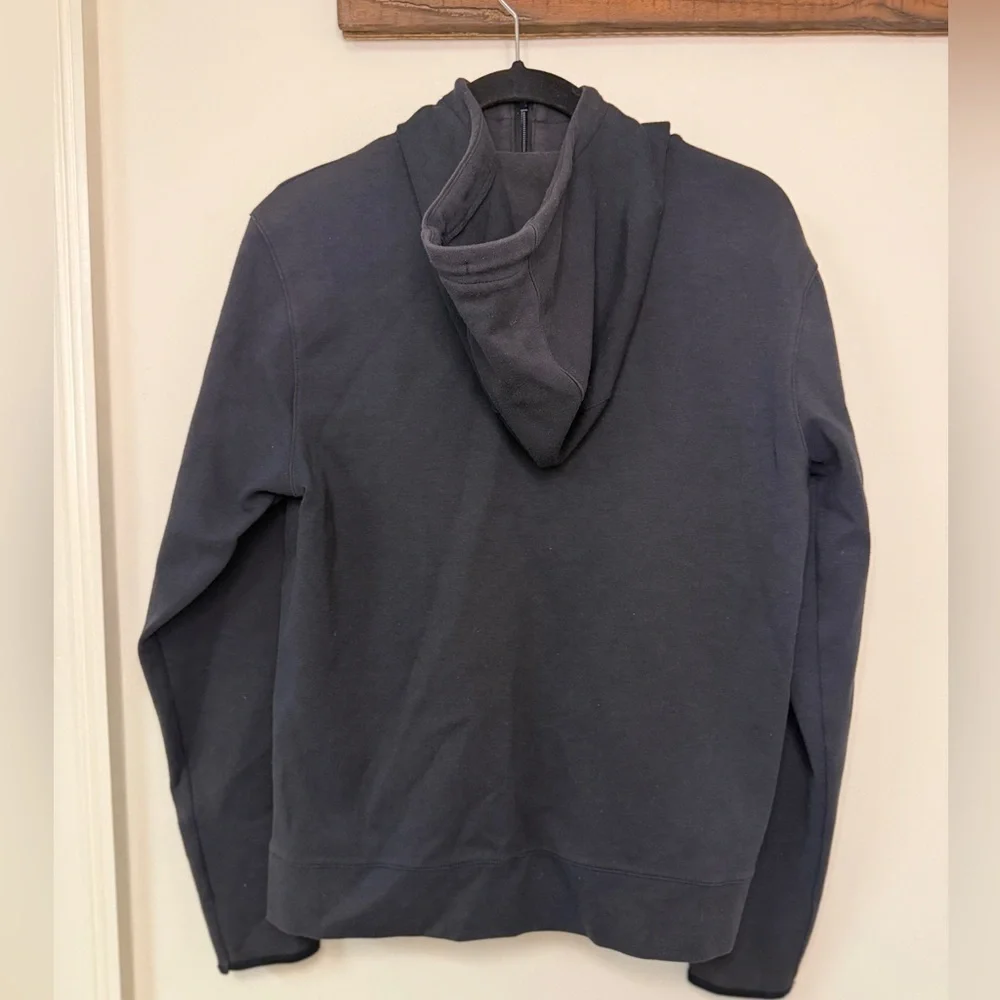 Old Navy: Men's Active Black Hooded Zip Up Sweatshirt, Size S
